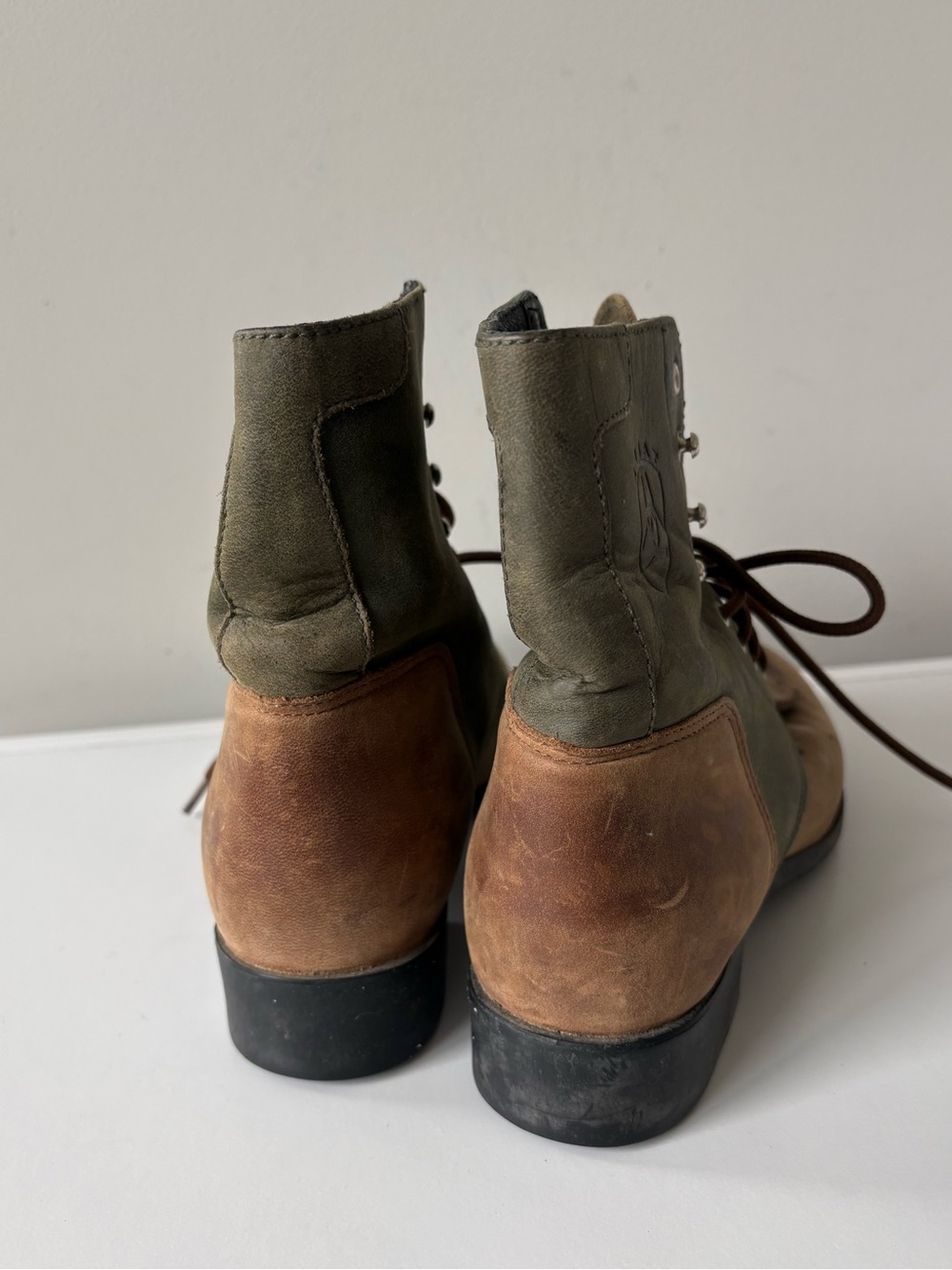 Ariat Women’s Leather Lace Up Boots Brown Green Fringe Kiltie Size 6.5 - Picture 10 of 12